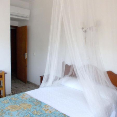 Hostal Rey Santa Eulària des Riu Exterior foto