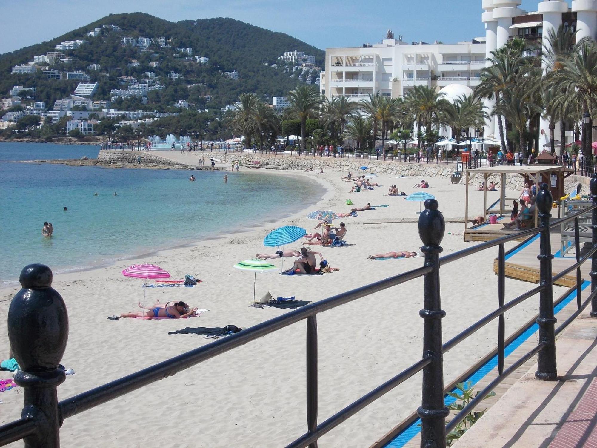 Hostal Rey Santa Eulària des Riu Exterior foto