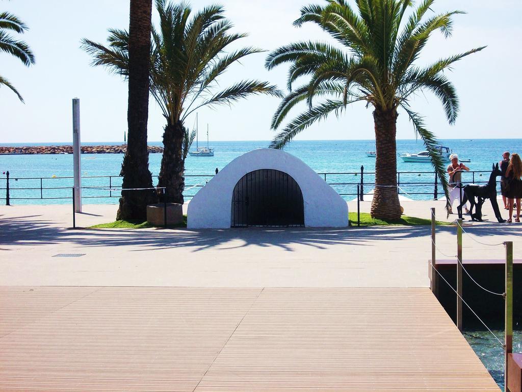 Hostal Rey Santa Eulària des Riu Exterior foto